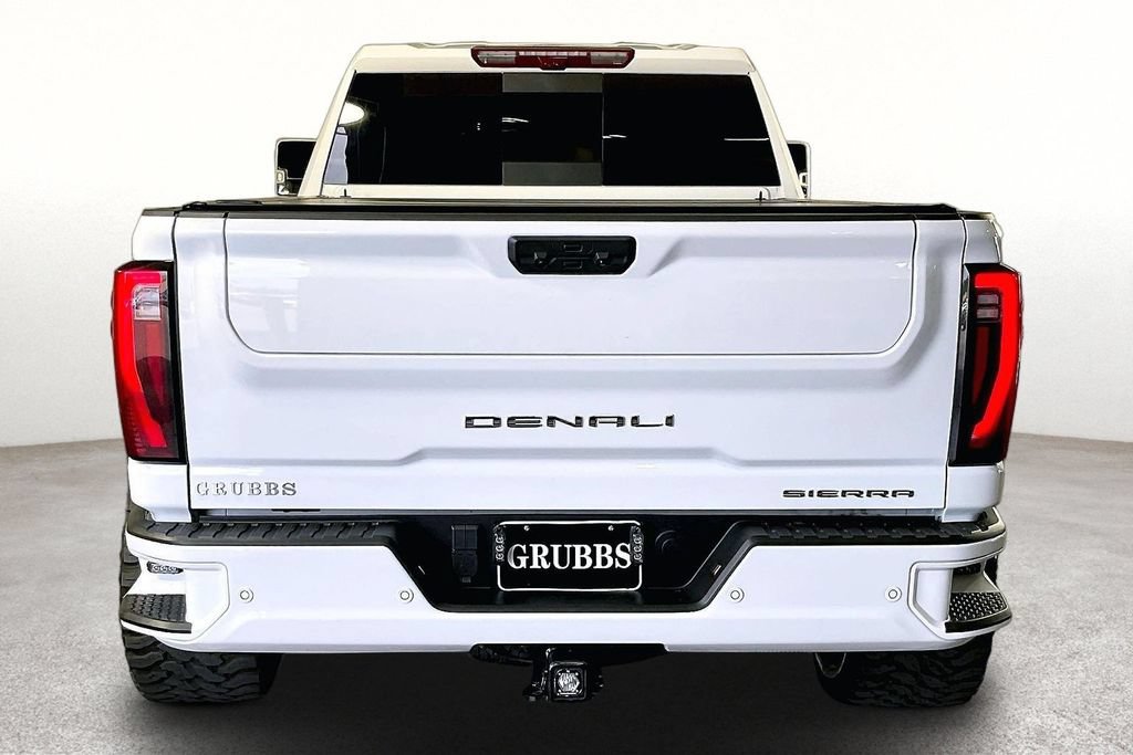Used 2025 GMC Sierra 2500 Denali w/ Denali Reserve Package AWD/4WD image 6
