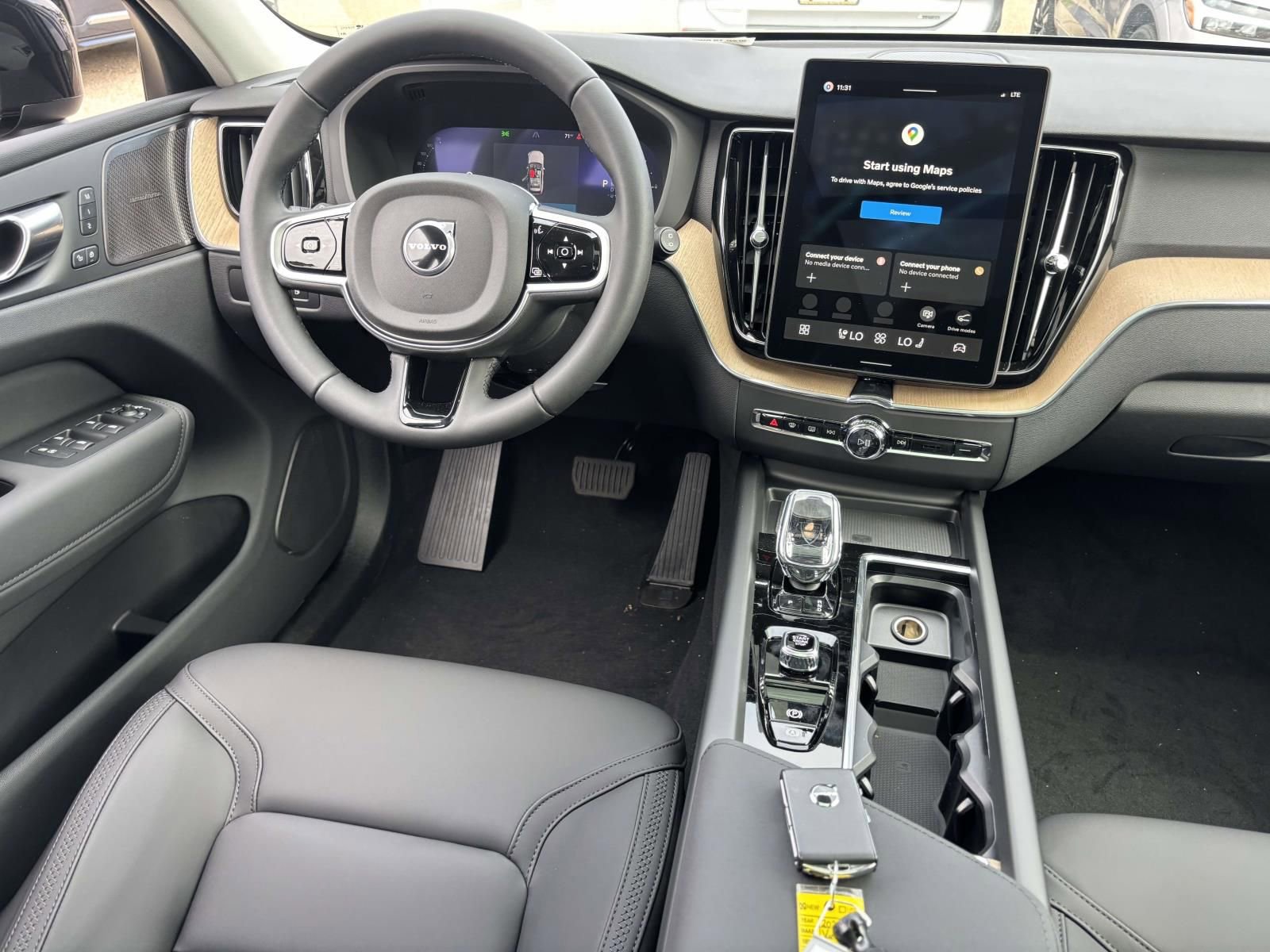 New 2026 Volvo XC60 T8 Plus w/ Protection Package Premier AWD/4WD image 29