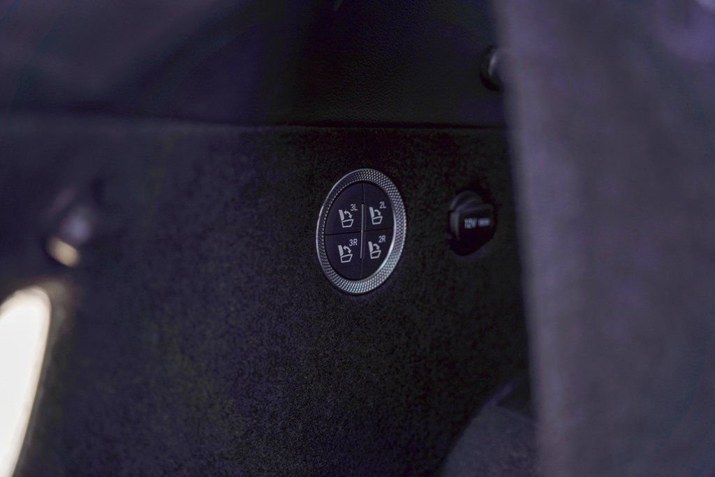 Used 2022 Genesis GV80 3.5T Advanced + w/ Cargo Package image 51