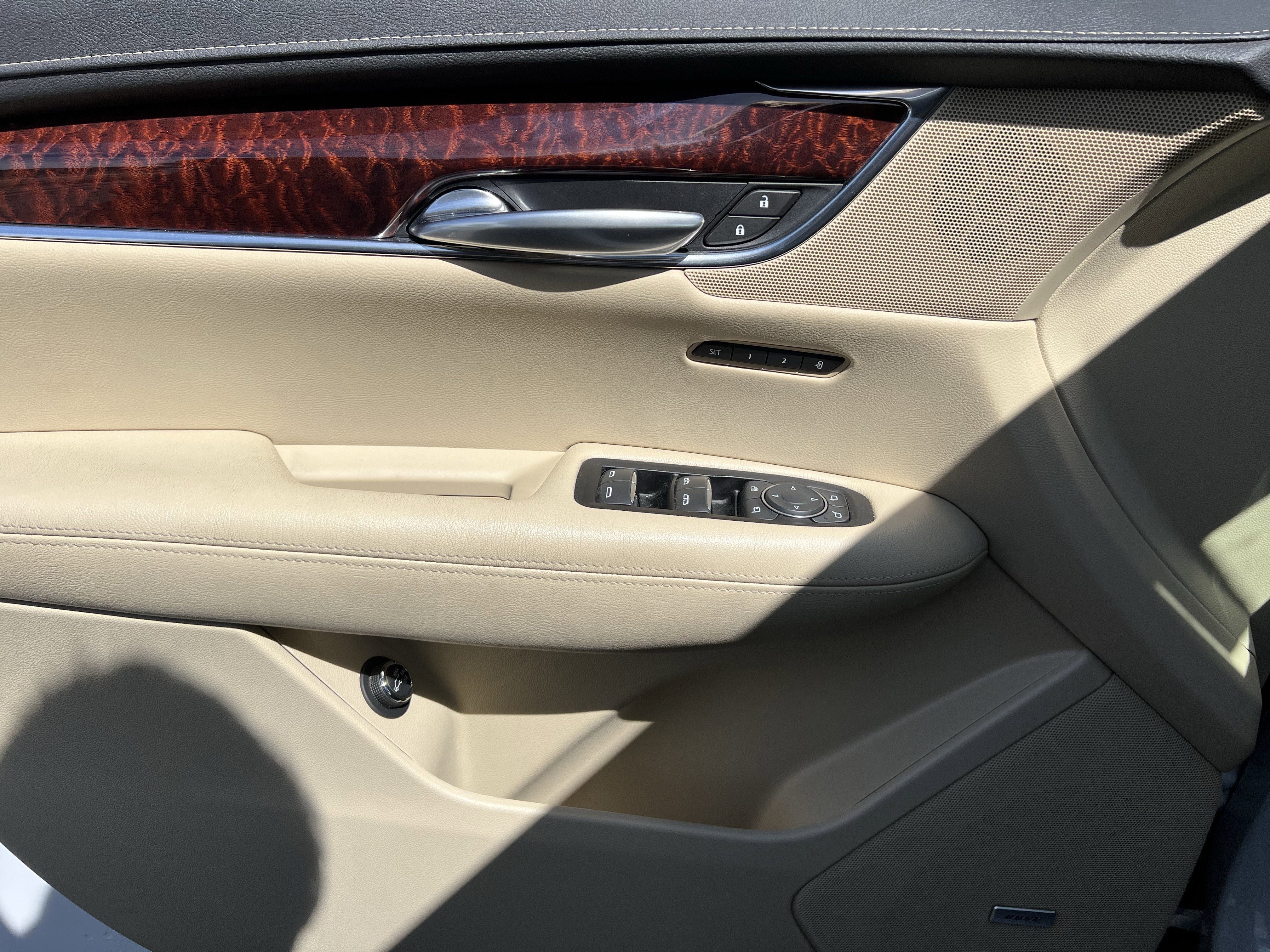 Used 2019 Cadillac XT5 Luxury AWD/4WD image 14