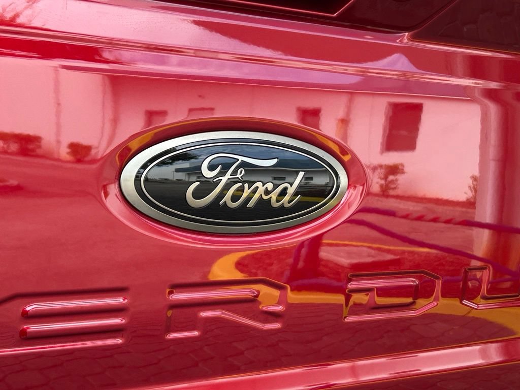 New 2026 Ford F250 Lariat w/ Black Appearance Package AWD/4WD image 26