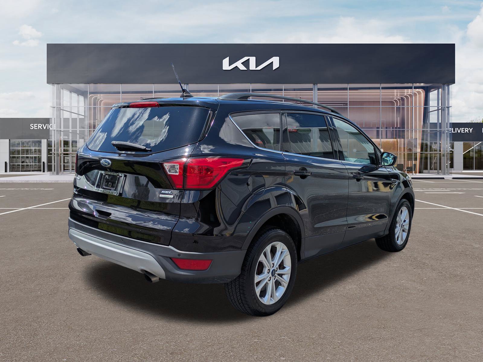 Used 2019 Ford Escape SEL FWD image 4