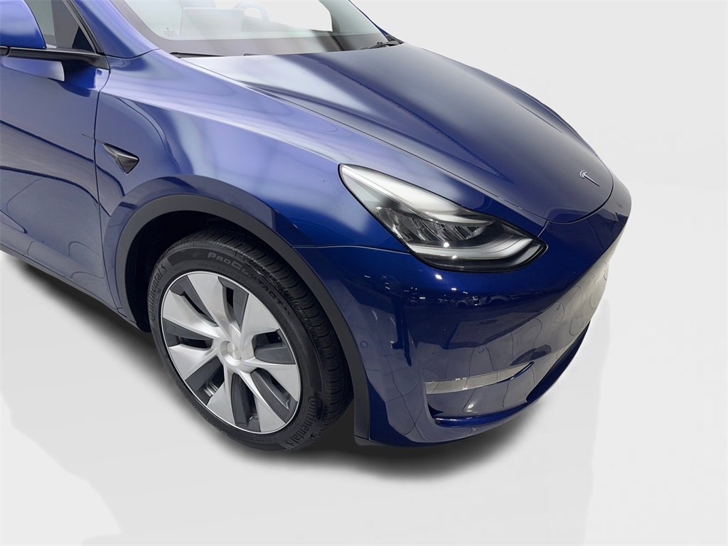 Used 2022 Tesla Model Y Long Range image 17