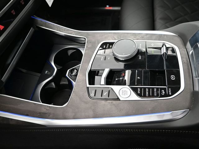 New 2026 BMW X7 xDrive40i image 13