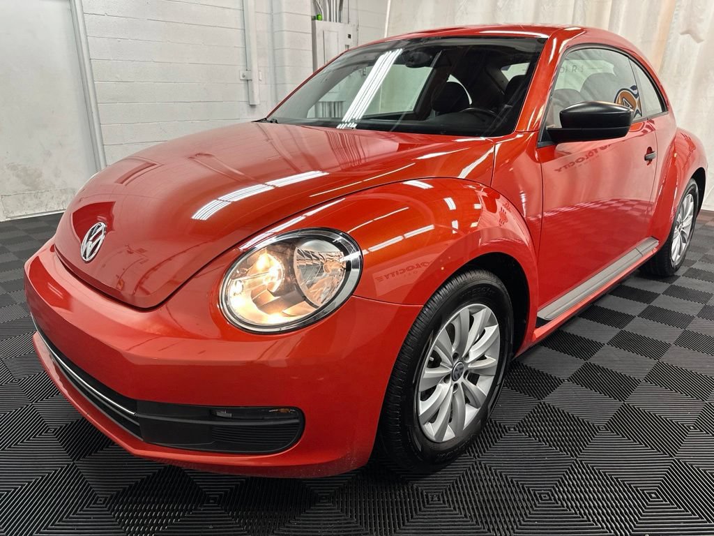 Used 2018 Volkswagen Beetle 2.0T S FWD image 4