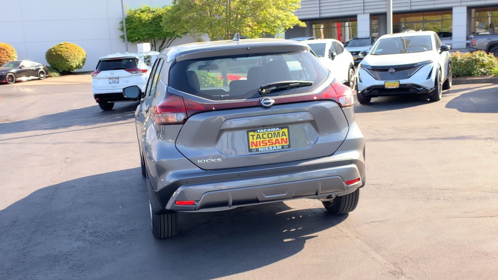 New 2025 Nissan Kicks Play S image 7