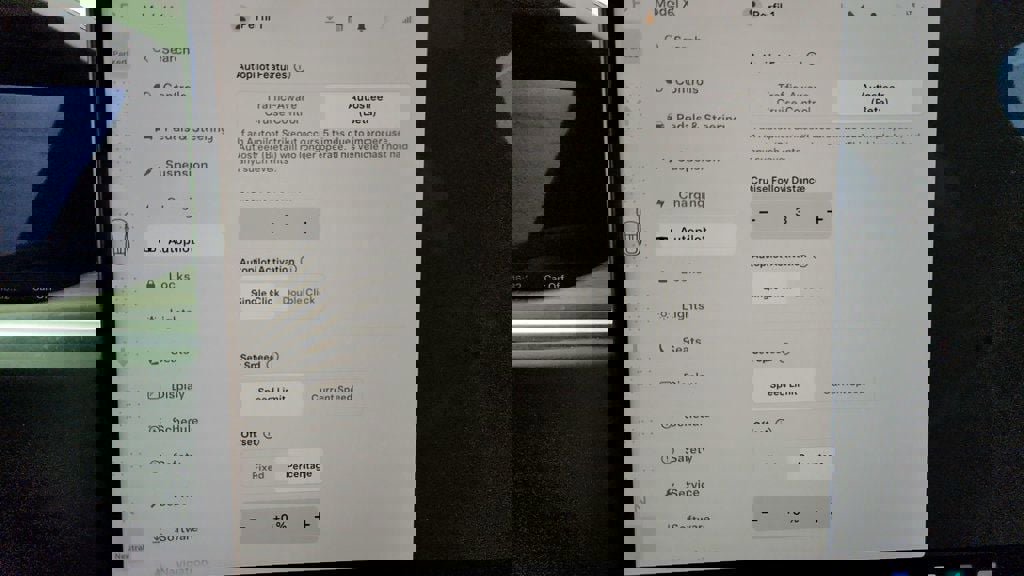 Used 2024 Tesla Model X image 20