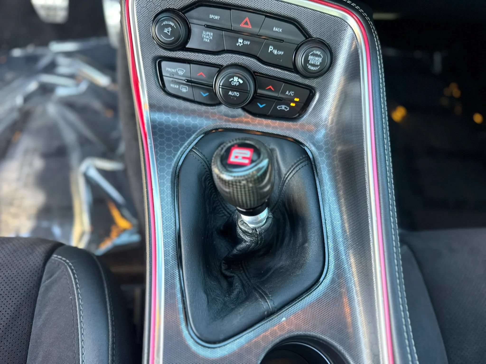 Used 2016 Dodge Challenger R/T Scat Pack RWD image 21