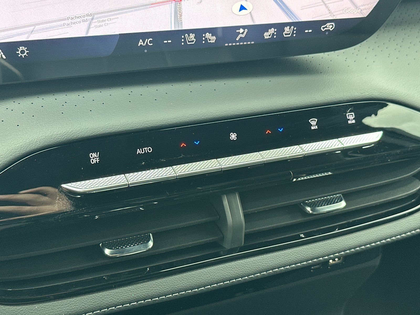 New 2026 Buick Enclave Avenir w/ Super Cruise Package FWD image 22