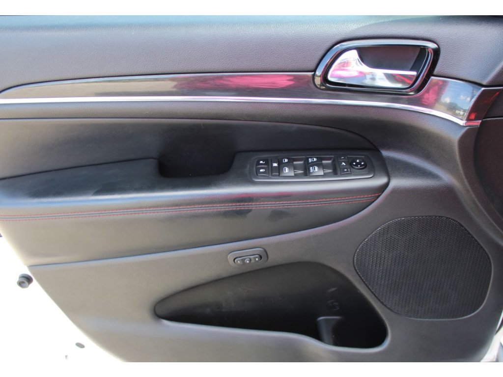 Used 2019 Jeep Grand Cherokee Trailhawk AWD/4WD image 18