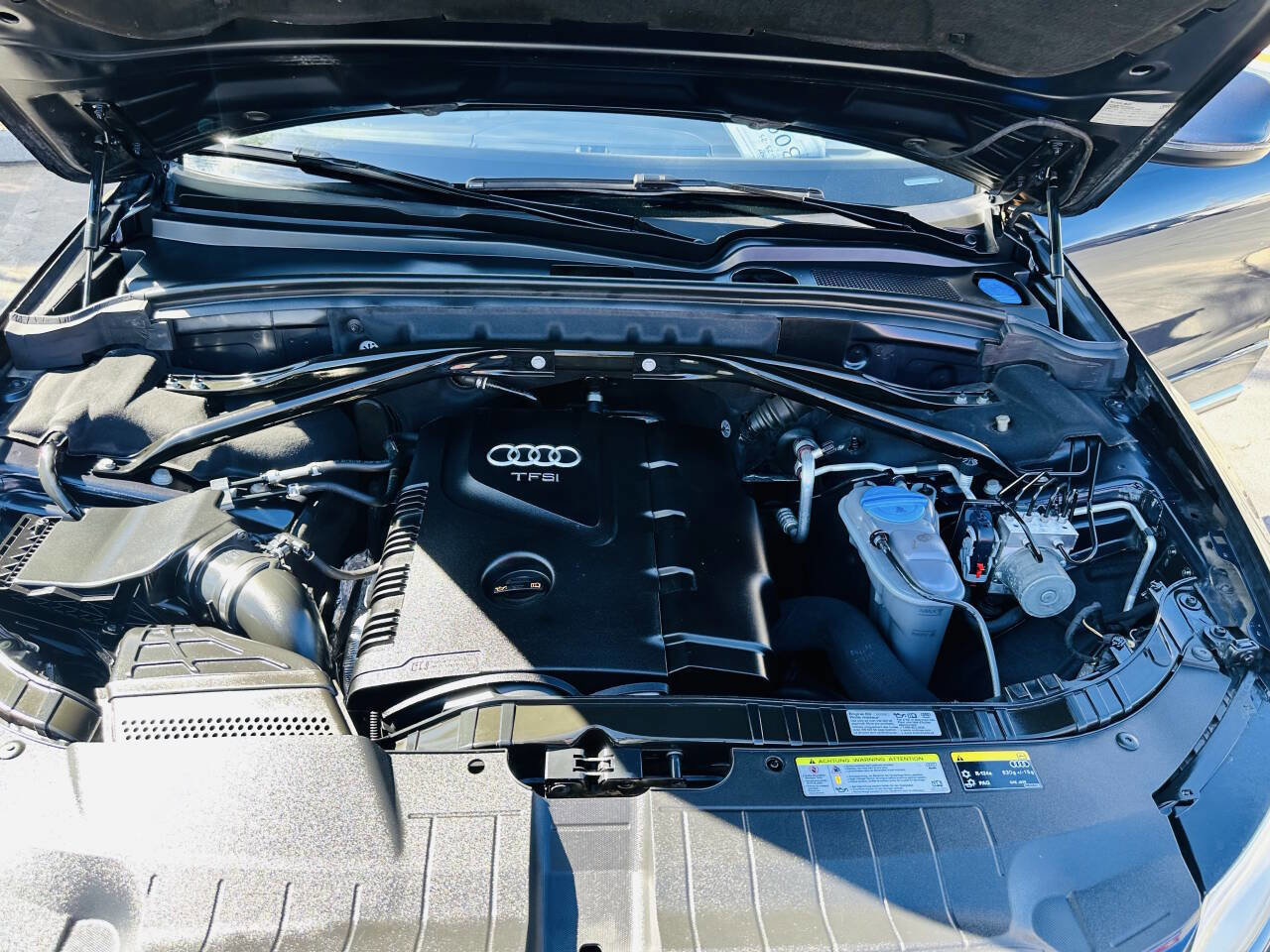 Used 2013 Audi Q5 2.0T Premium Plus w/ Premium Plus Pkg image 38