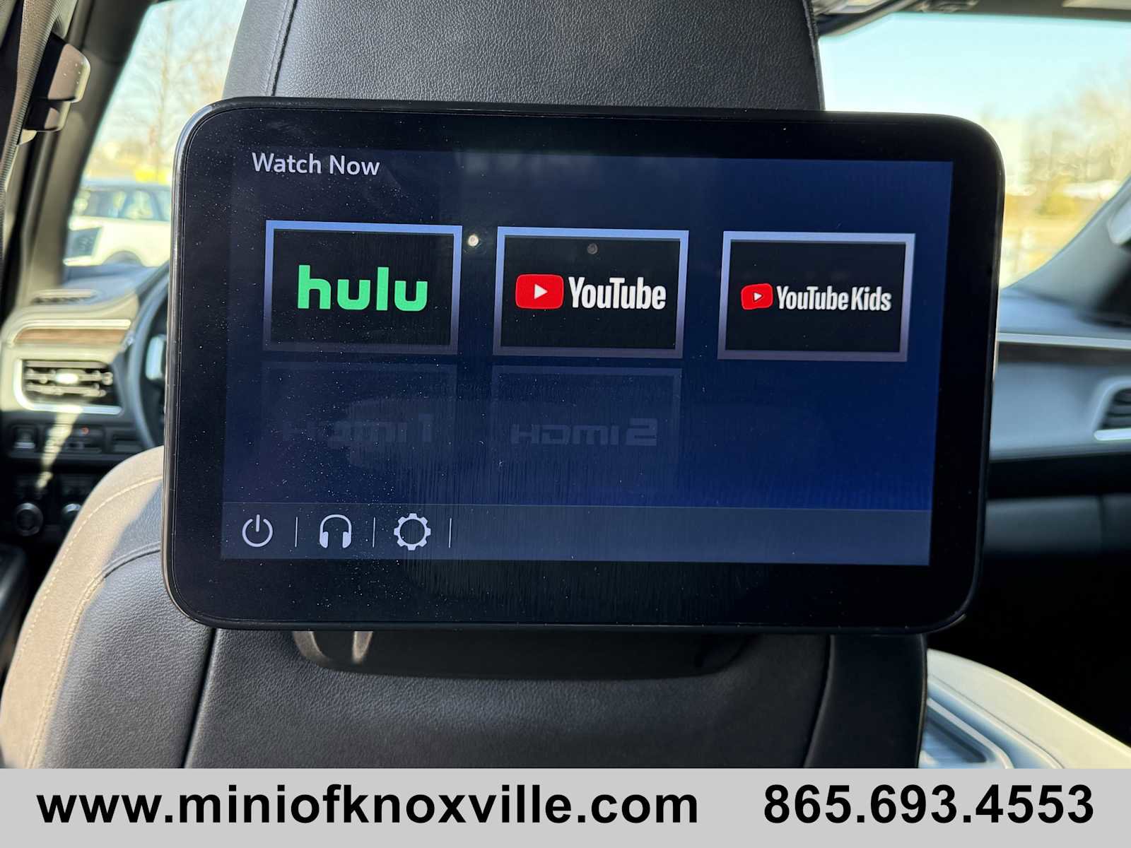 Used 2023 Chevrolet Tahoe Z71 w/ Z71 Off-Road Package image 32