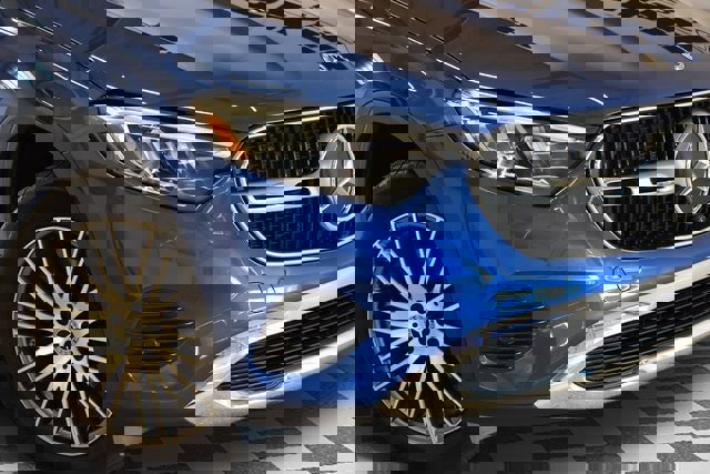 New 2025 Mercedes-Benz GLC 300 4MATIC image 15