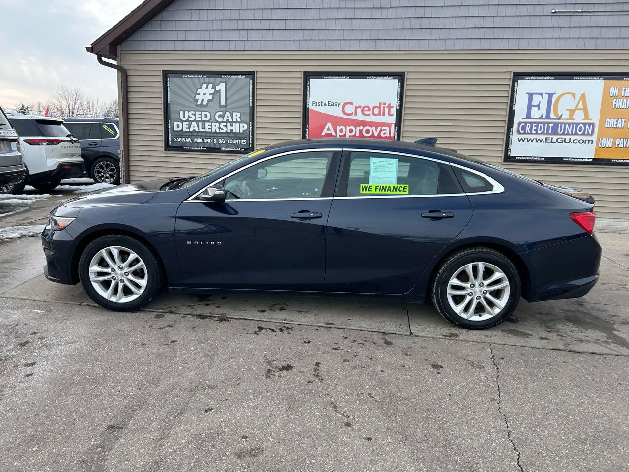 Used 2016 Chevrolet Malibu LT image 8