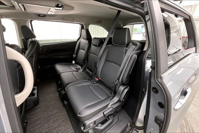 Certified 2026 Honda Odyssey Touring image 20