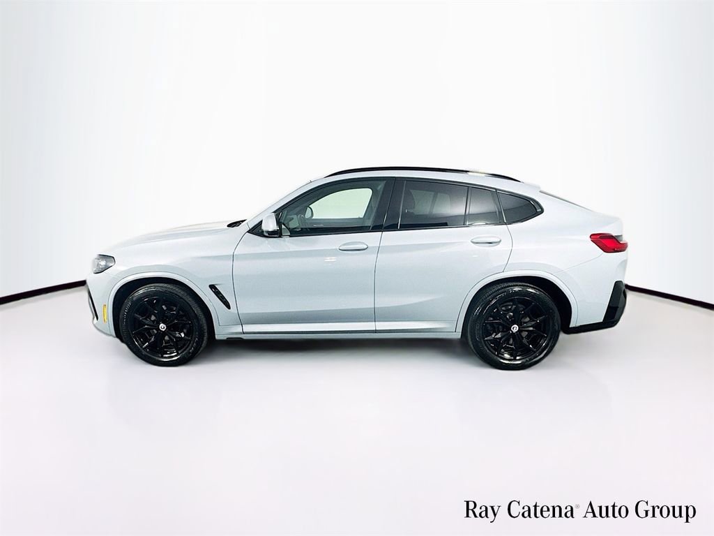 Certified 2023 BMW X4 xDrive30i w/ M Sport Package AWD/4WD image 4