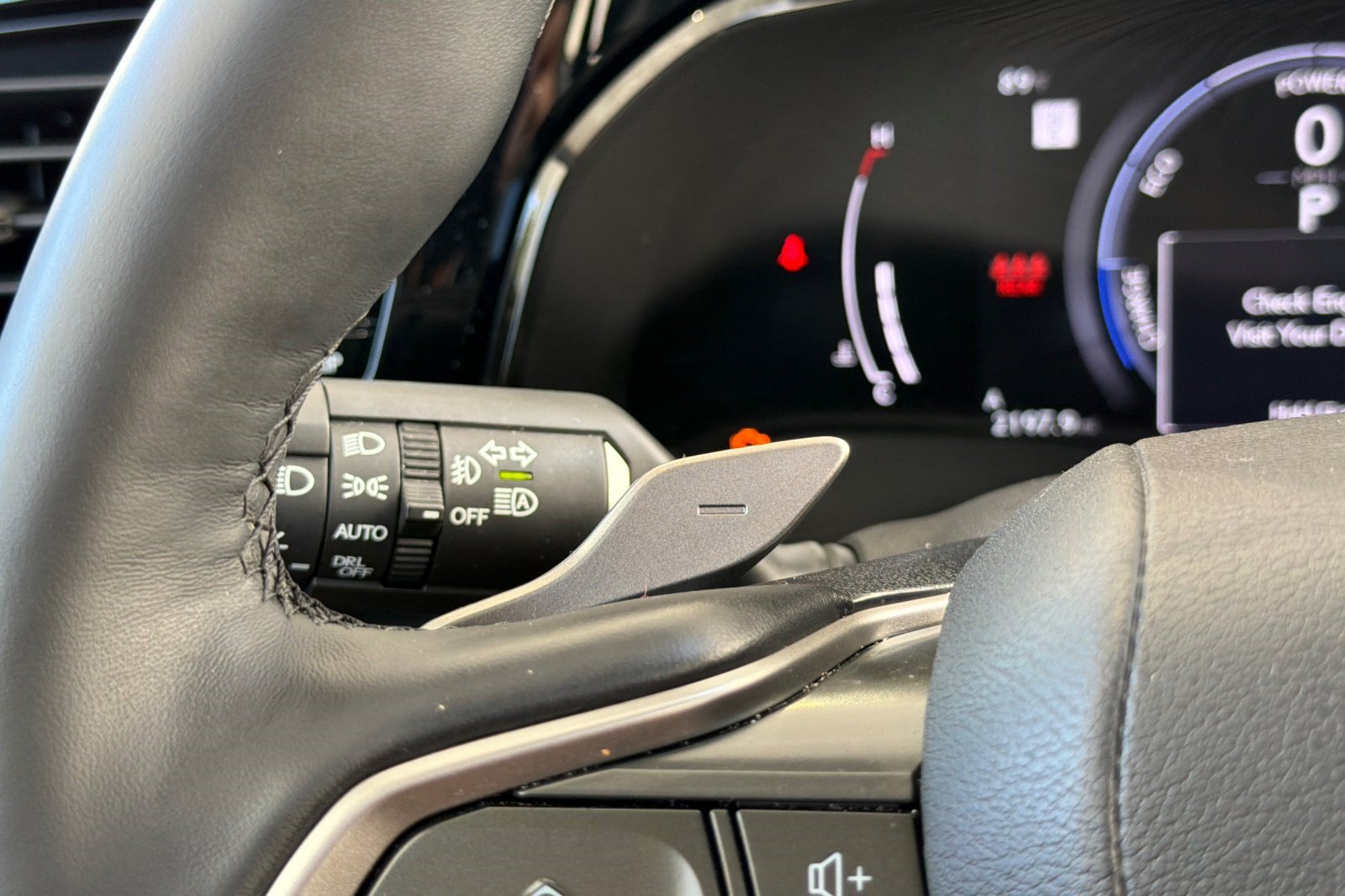 Used 2025 Lexus NX 350h AWD w/ Accessory Package (P5) image 32