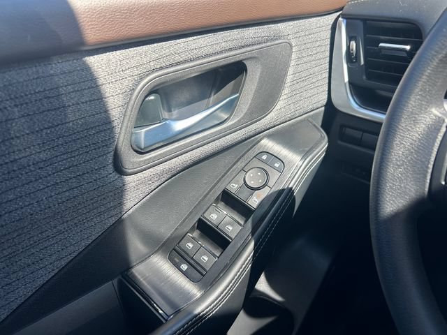 Used 2023 Nissan Rogue SV AWD/4WD image 12