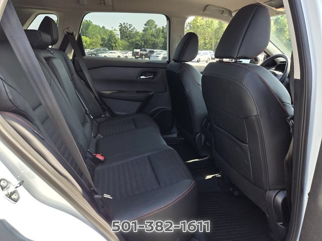Used 2026 Nissan Rogue SV AWD/4WD image 18