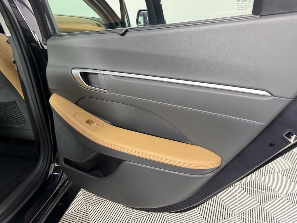 Used 2024 Hyundai Sonata Limited FWD image 30