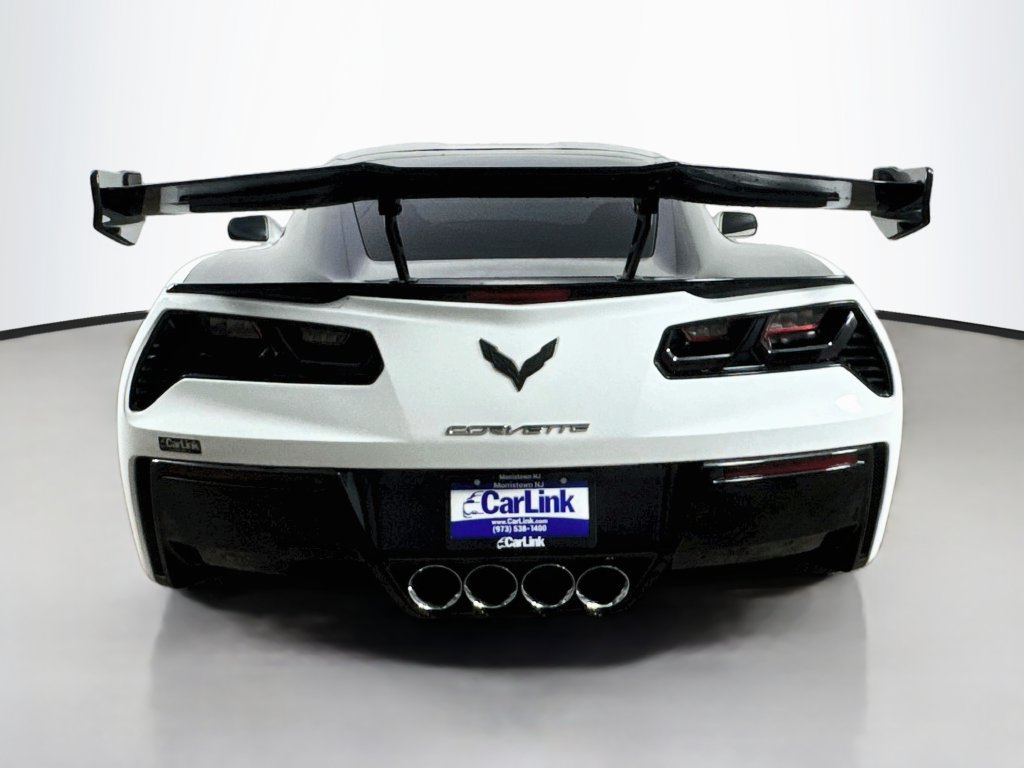 Used 2014 Chevrolet Corvette Stingray Coupe w/ 3LT Preferred Equipment Group RWD image 7