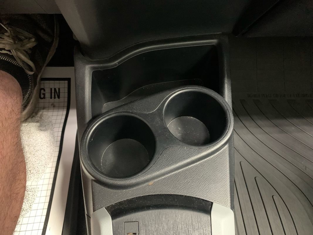 Used 2014 Toyota Prius C Three image 38