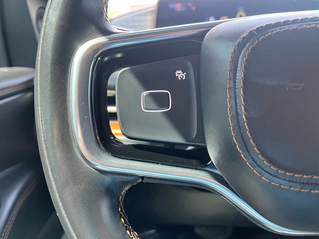 Certified 2025 Lincoln Navigator L Black Label AWD/4WD image 33