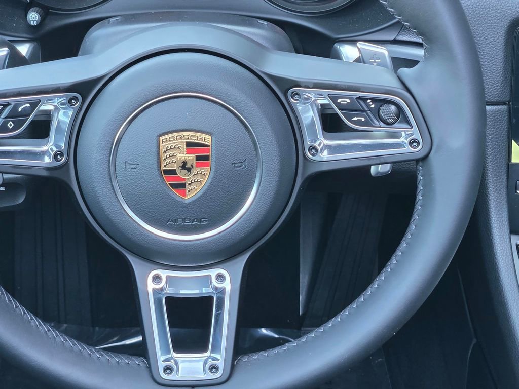 Used 2025 Porsche 718 Boxster image 18