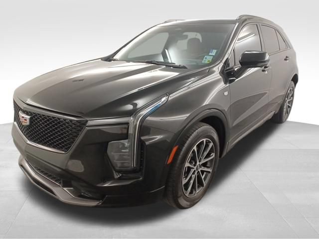 Used 2025 Cadillac XT4 Sport FWD image 4