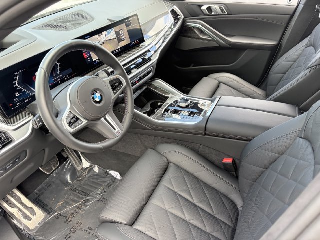 Used 2026 BMW X6 M60i AWD/4WD image 19