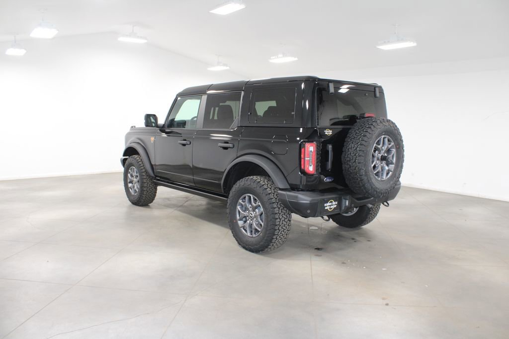 New 2025 Ford Bronco Badlands image 6
