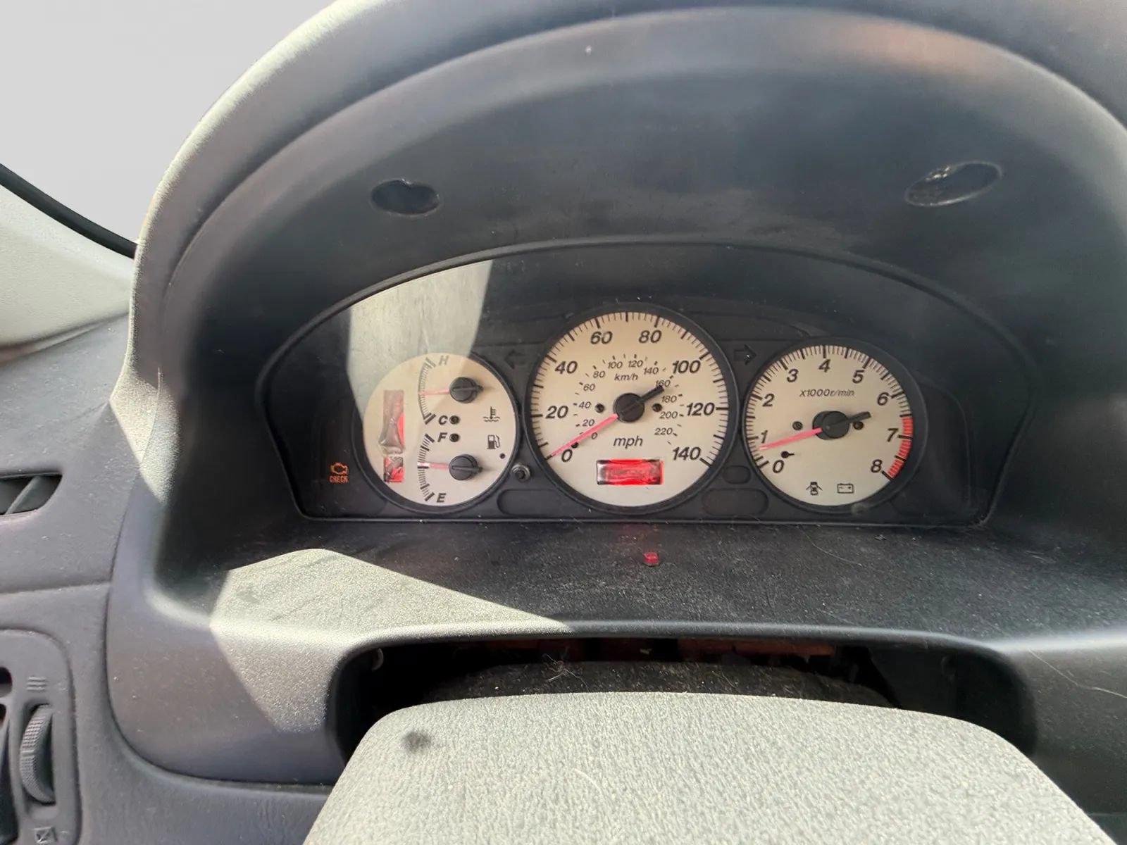 Used 2003 MAZDA Protege FWD image 16