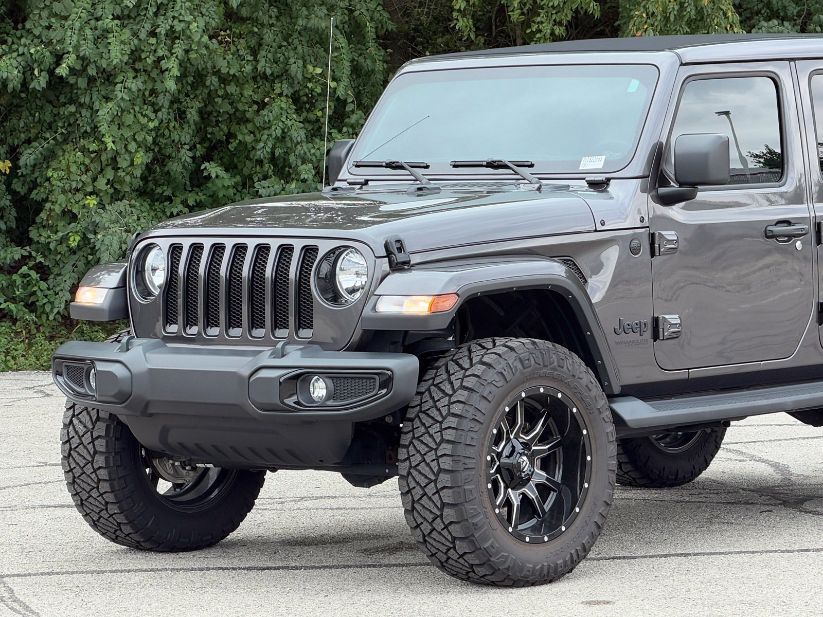 Used 2021 Jeep Wrangler Unlimited Sahara AWD/4WD image 11