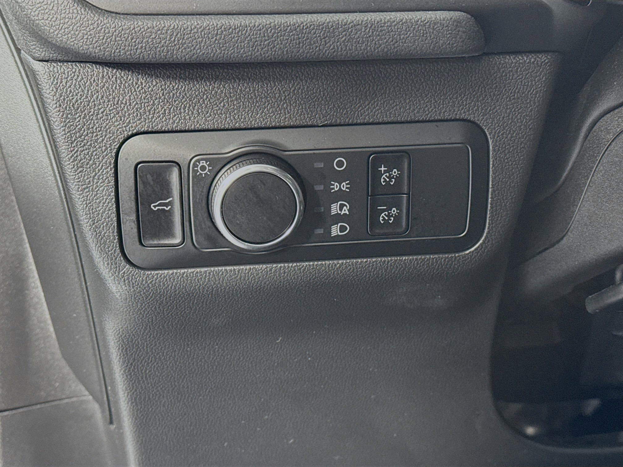 Used 2023 Ford Escape ST-Line w/ Tech Pack #1 AWD/4WD image 10