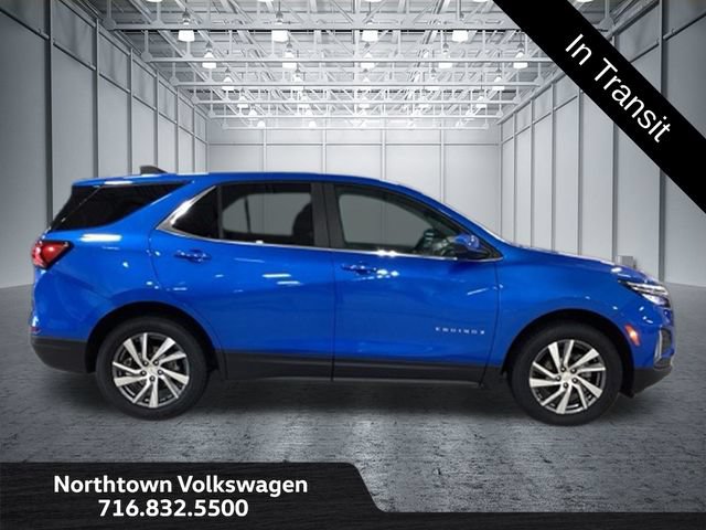 Used 2024 Chevrolet Equinox LT AWD/4WD image 2