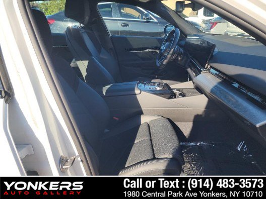 Used 2024 BMW 530i xDrive w/ M Sport Package AWD/4WD image 7