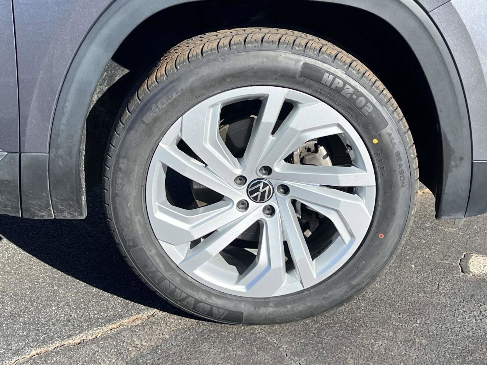 Used 2022 Volkswagen Atlas SE image 14