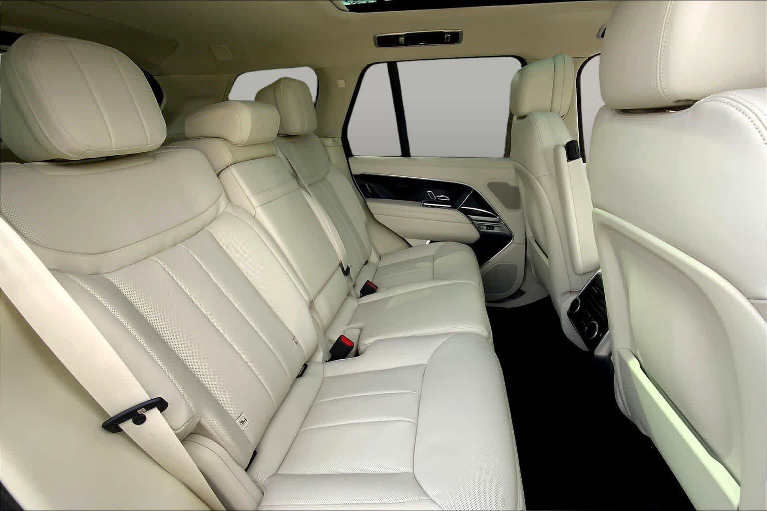 Used 2023 Land Rover Range Rover SE AWD/4WD image 18