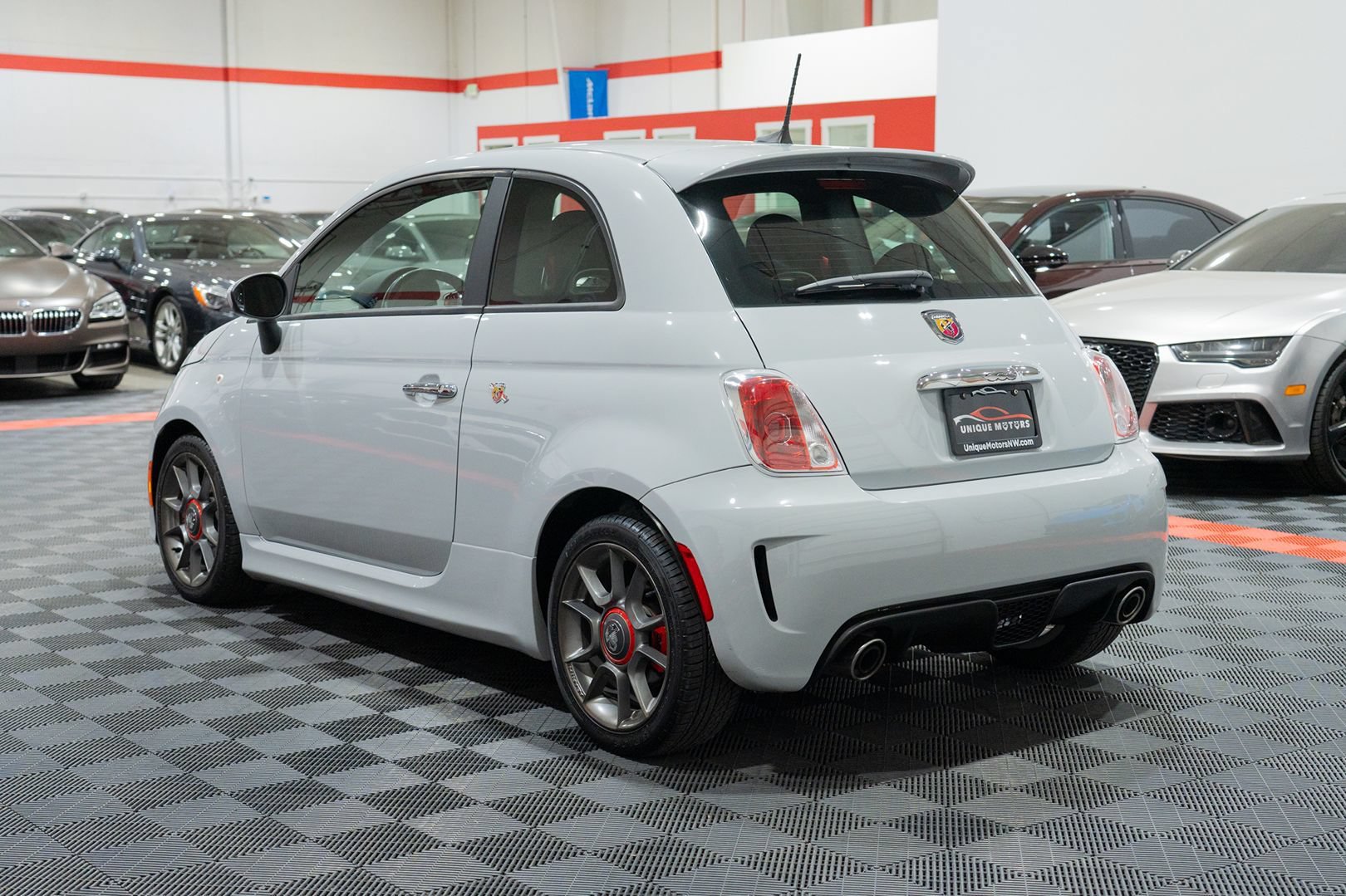 Used 2016 FIAT 500 Abarth FWD image 4