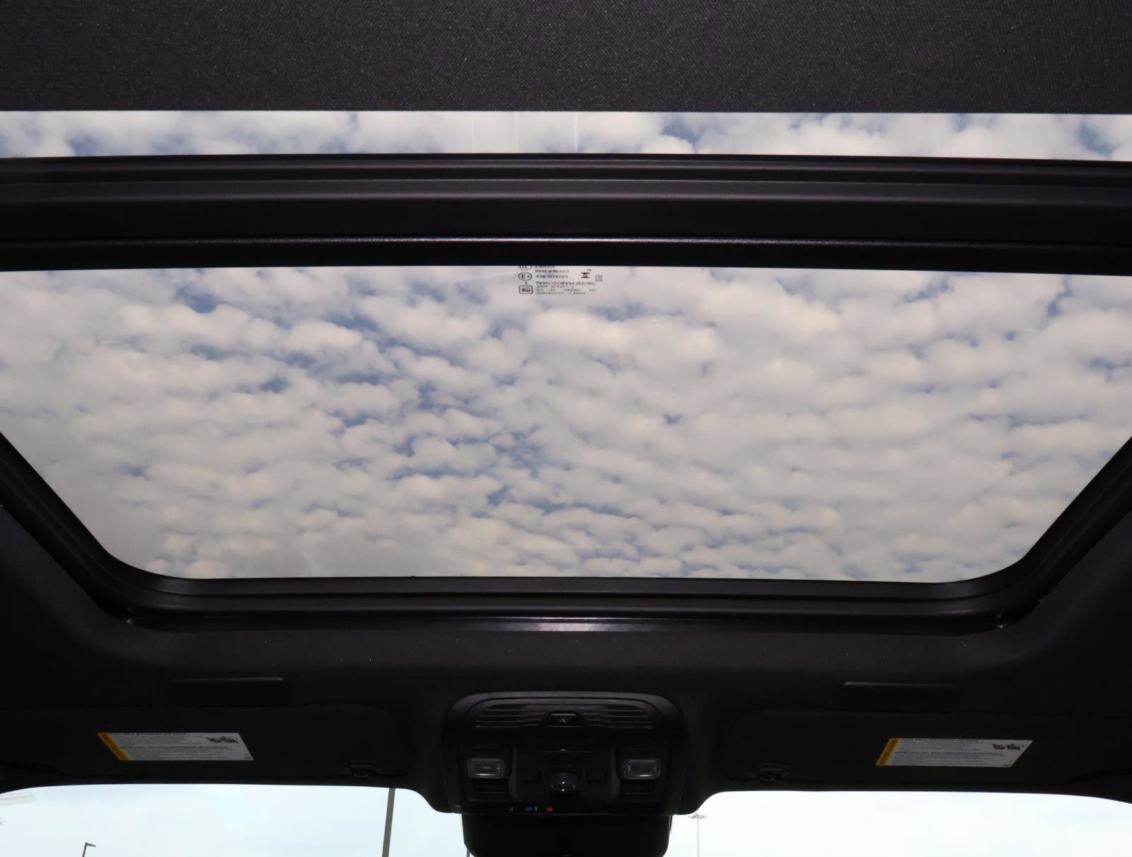 Used 2024 Cadillac Escalade Sport w/ LPO, ONYX Package image 12