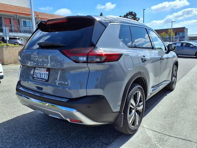 Certified 2022 Nissan Rogue Platinum w/ Head-Up Display Package FWD image 22