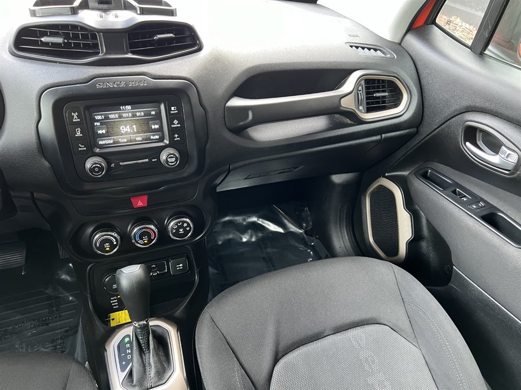 Used 2017 Jeep Renegade Sport w/ Power & Air Group AWD/4WD image 21
