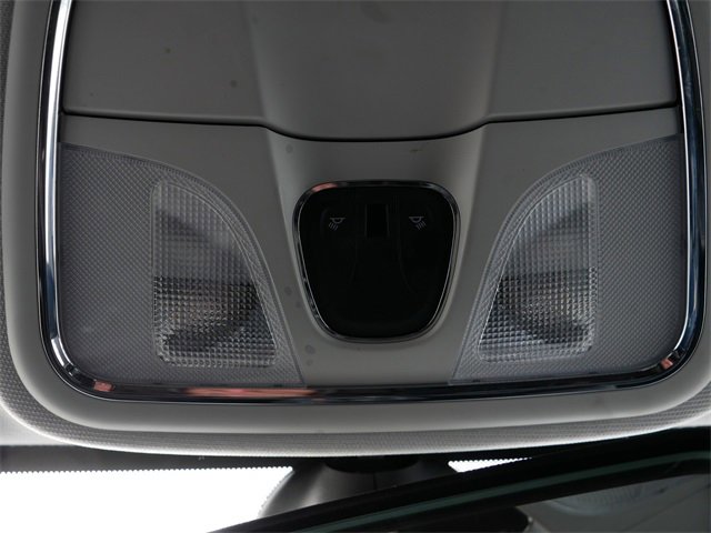 Used 2019 Jeep Cherokee Trailhawk w/ Cold Weather Group image 34