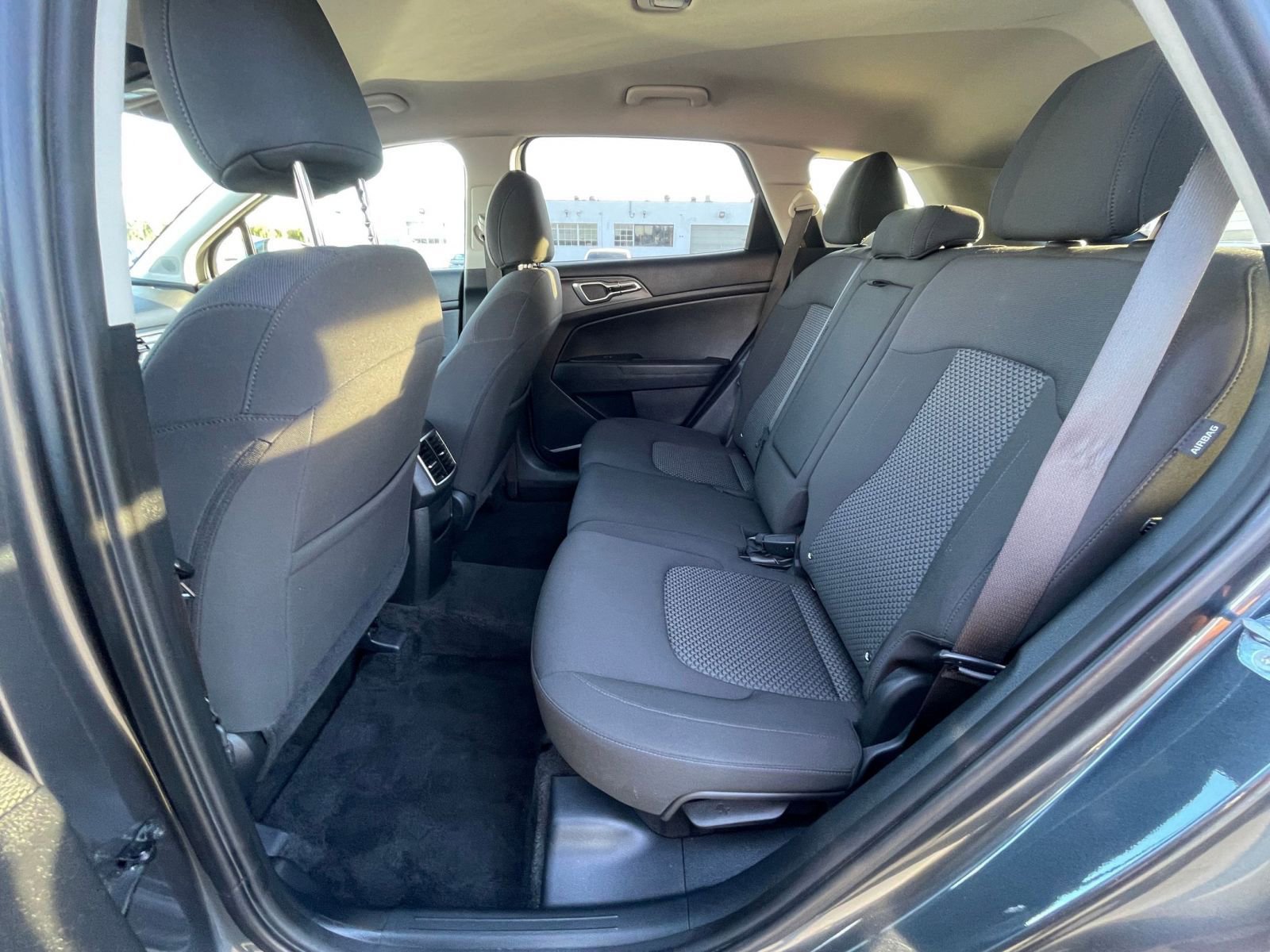 Used 2025 Kia Sportage LX FWD image 25