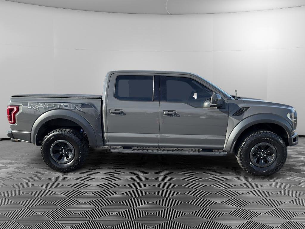 Used 2018 Ford F150 Raptor w/ Equipment Group 802A Luxury image 8