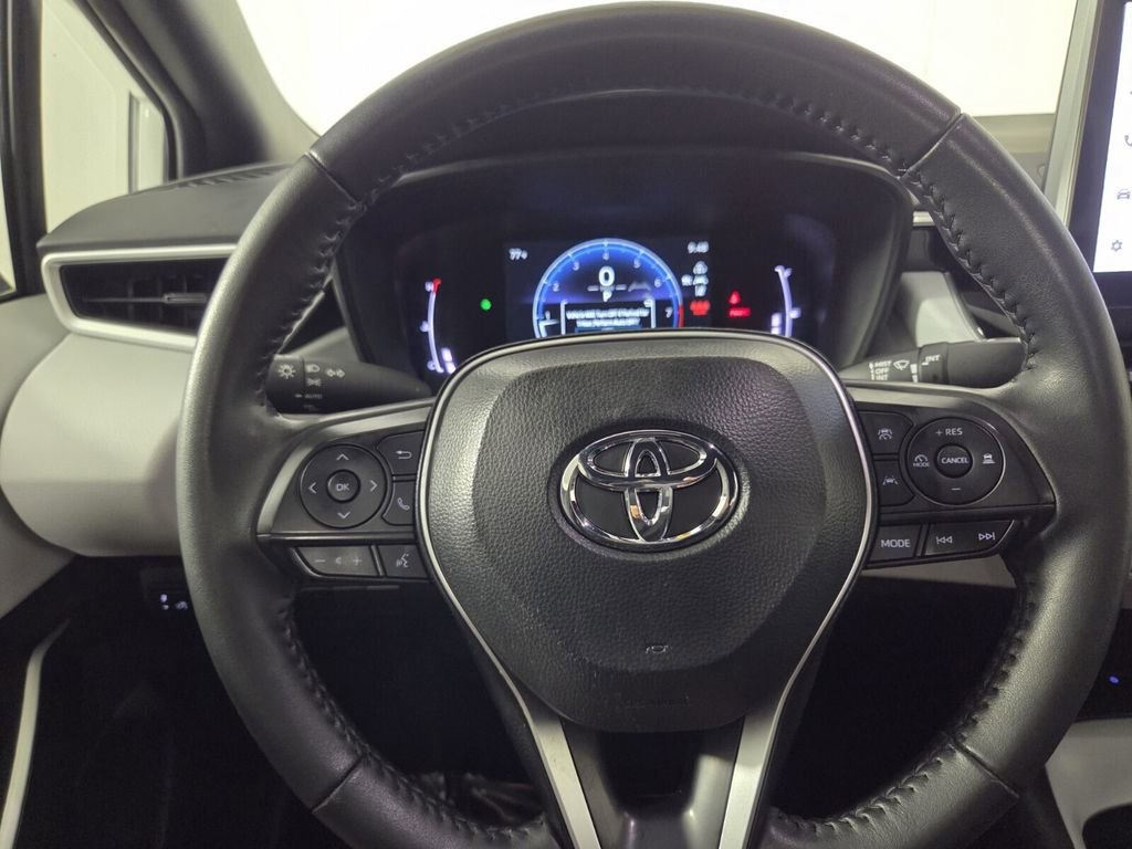Used 2025 Toyota Corolla FX w/ Convenience Package image 19