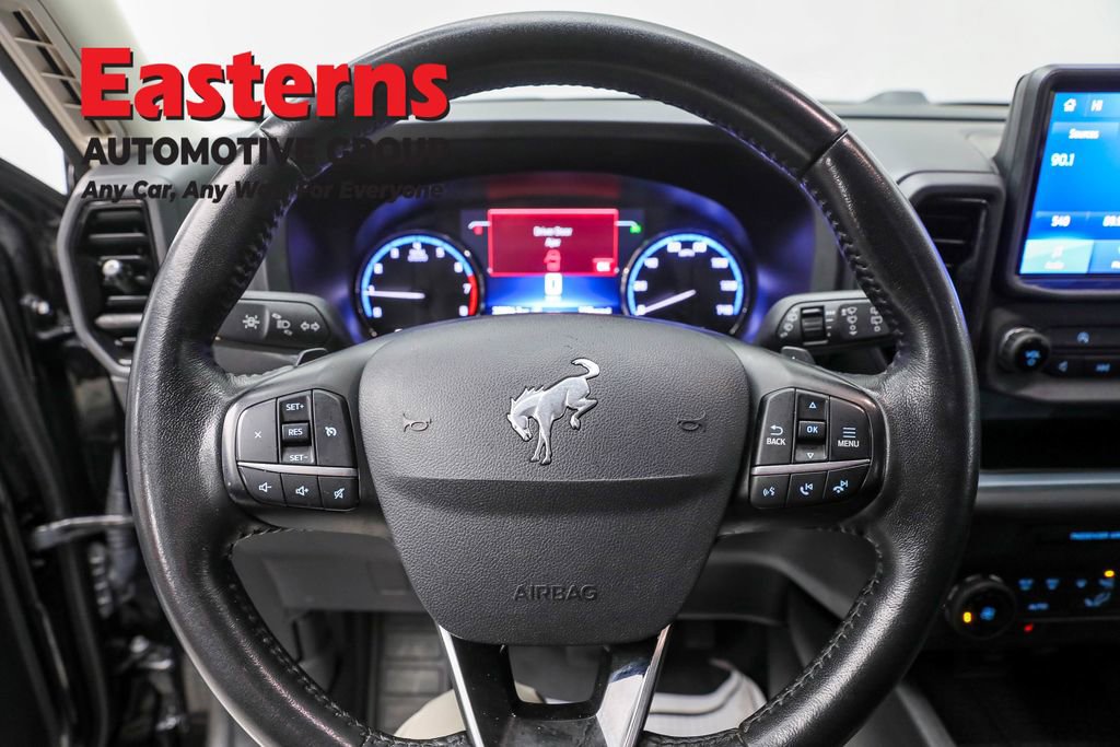 Used 2023 Ford Bronco Sport Badlands image 10