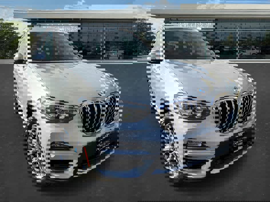 Used 2019 BMW X3 xDrive30i image 2