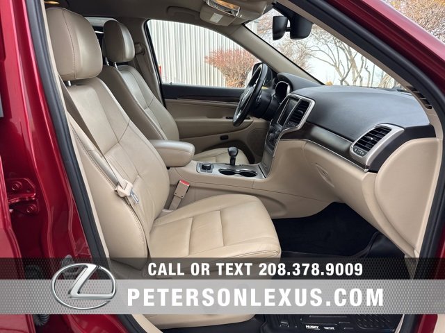 Used 2014 Jeep Grand Cherokee Limited w/ Trailer Tow Group IV image 12