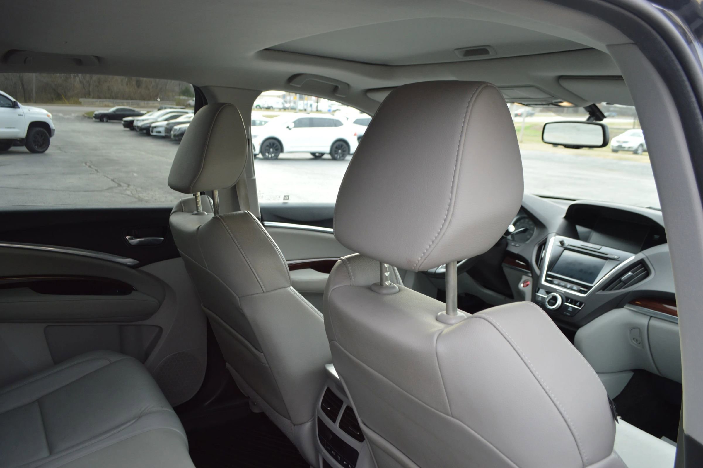 Used 2015 Acura MDX Sport Utility 4D image 29